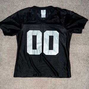Black and silver raiders jersey